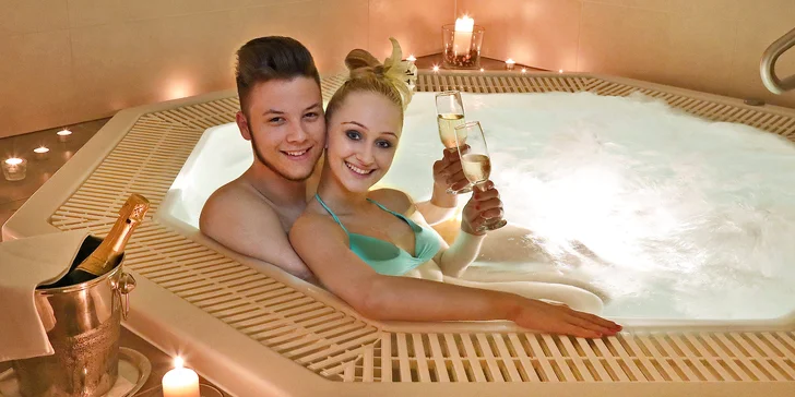 V ceně jsou až 4 vstupy do wellness na 2 hodiny.