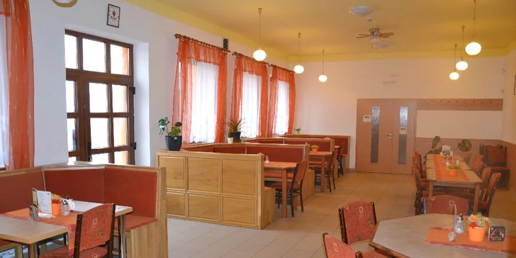 Relax poblíž Hluboké nad Vltavou: výlet lodí i varianty s parní saunou