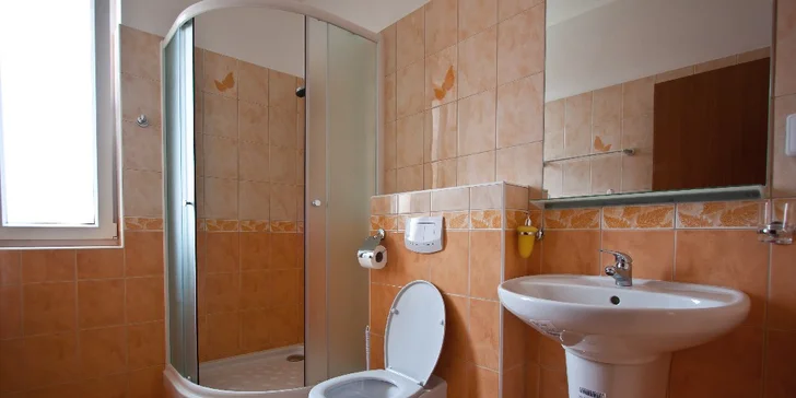 Relax poblíž Hluboké nad Vltavou: výlet lodí i varianty s parní saunou