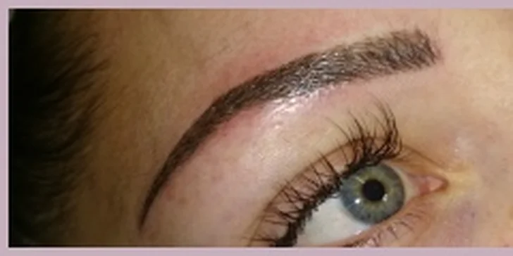 Permanentní make-up obočí technikou vláskování - nové nebo oživení