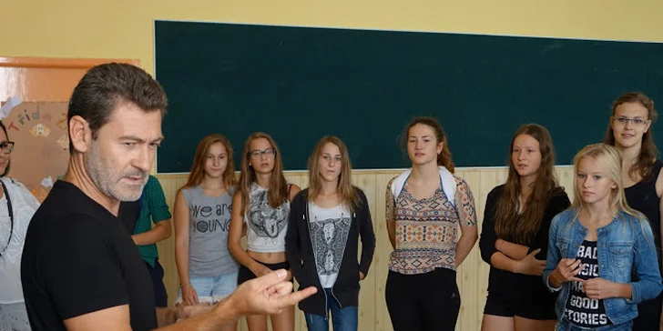 Oblíbený dětský umělecký tábor s osobnostmi: 16 turnusů v ČR i na Slovensku