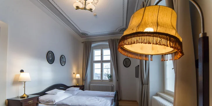 Jako na šlechtickém sídle: pobyt na Lipně, snídaně, panoramatická sauna i privátní vířivka