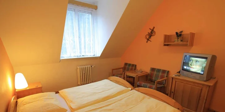 Jarní odpočinek v Beskydech s polopenzí, relaxací ve vířivce i jízdou na lanovce