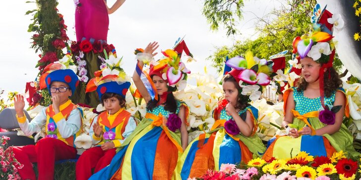 Letecky na Madeiru se zastávkou v Lisabonu: květinový festival a výlety