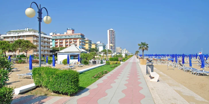 Den na překrásné pláži Lido di Jesolo s večerní návštěvou Benátek