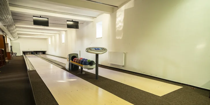 V ceně pobytu vás potěší také 1 hod. bowlingu a 1 hod. tenisu nebo ping-pongu.