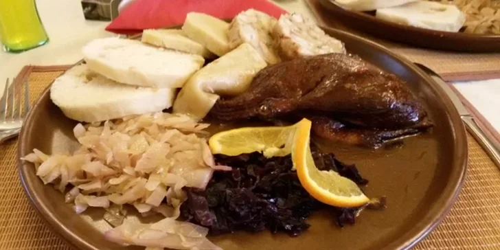 3chodové kachní menu v Duck restaurantu s možností privátního wellness