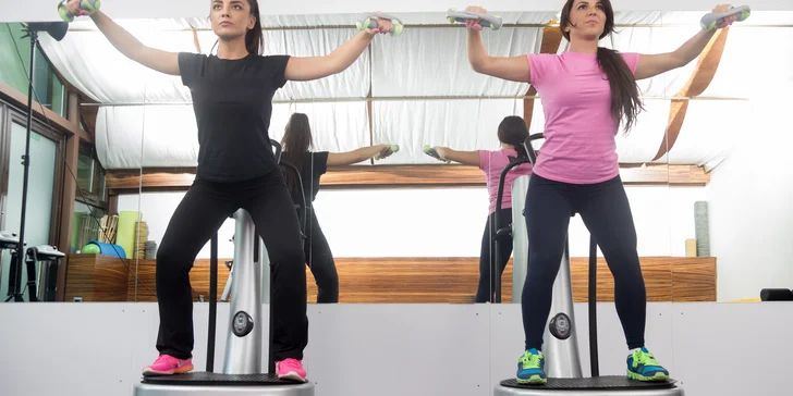 Vibrační technologie Power Plate pod vedením osobního trenéra