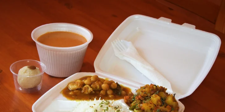 Ochutnejte Indii: polévka, hlavní chod a dezert v Black Taj Kebab dle výběru