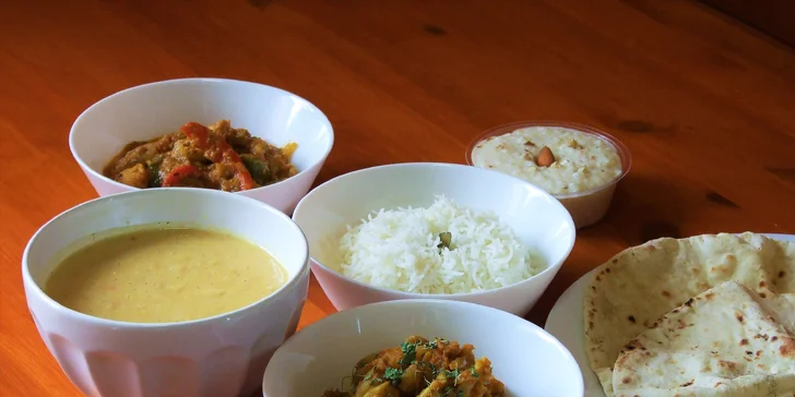Ochutnejte Indii: polévka, hlavní chod a dezert v Black Taj Kebab dle výběru