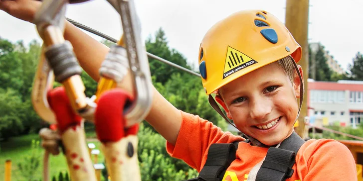 Zažijte pořádné dobrodružství: 300 m dlouhá lanová dráha a 12m houpačka