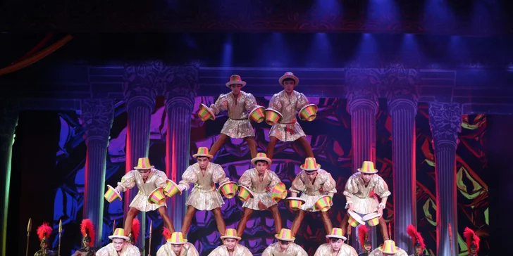 Velkolepá čínská akrobatická show "Duha nad Hedvábnou stezkou"