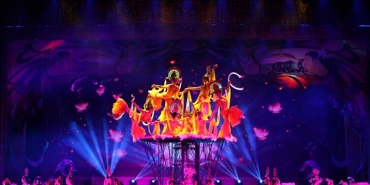 Velkolepá čínská akrobatická show "Duha nad Hedvábnou stezkou"