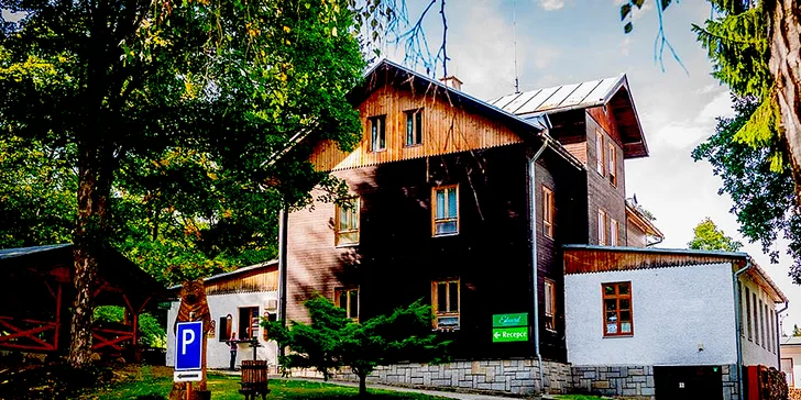 3 dny v Jeseníkách s polopenzí: turistika, koloběžky i víceúčelové hřiště