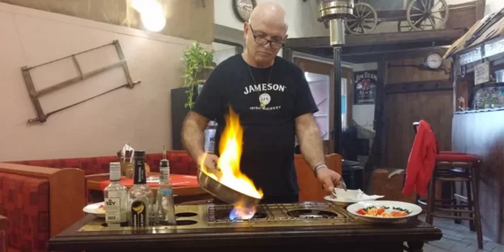Šťavnaté flambované vepřové steaky z krkovičky pro dvě osoby