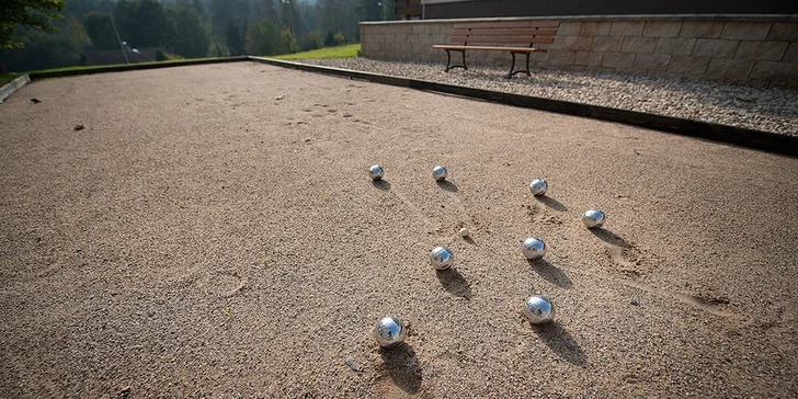 V hotelu je také půjčovna kol, lodiček a šlapadel. 