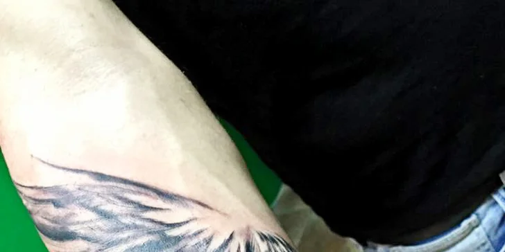 Nové tetování v profesionálním studiu Bronx ink