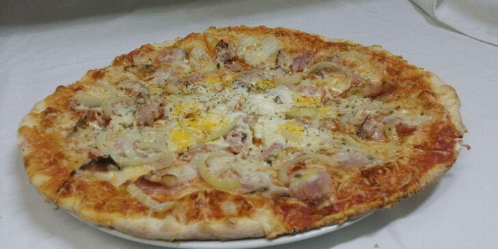 2x pizza o průměru 32cm dle výběru s rozvozem po Liberci
