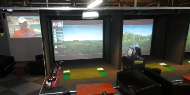 45-90 minut na golfovém simulátoru až pro 5 osob