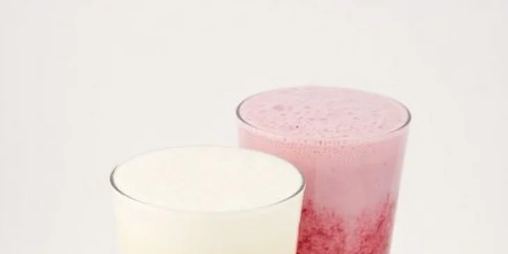 89 Kč za DVA lahodné zmrzlinové šejky v CAFÉ COFFEE DAY EMPORIO Pardubice. Ideální osvěžující koktejl na horké letní dny se slevou 50 %.