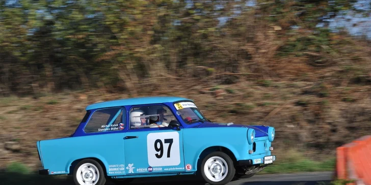 Originální zpestření závodů: 3 okruhy s mistrem rallye ve voze Trabant