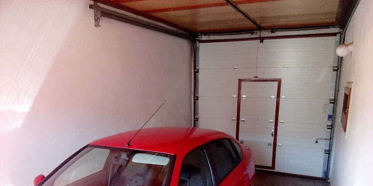 Vyšší komfort cestování: Tónování autoskel kvalitními fóliemi s homologací