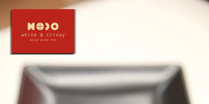Báječný bezlepkový zákusek a teplý nápoj v žižkovské kavárně White & Crispy