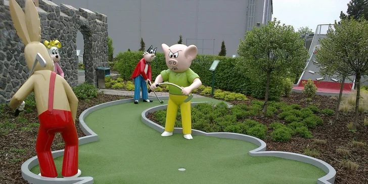 Vyrazte si do pohádky: crazy golf pro rodinu i pro dvojice
