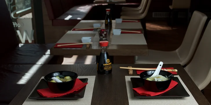 Japonské menu pro 2 degustátory - 5chodové menu a variace dezertů