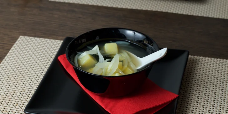 Japonské menu pro 2 degustátory - 5chodové menu a variace dezertů