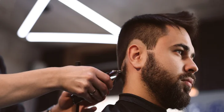 V The Barber dbajú na precízne strihy, dokonalo upravené brady a individuálny prístup ku každému zákazníkovi.
