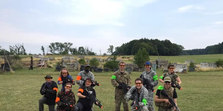 Z počítače do reality: adrenalinová airsoftová přestřelka na hřišti o 5000 m²