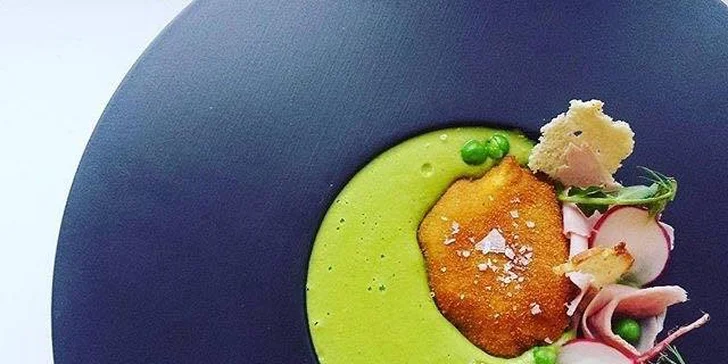 Gastrozážitek s vůní dokonalosti: Moderní 3chodové menu pro dva