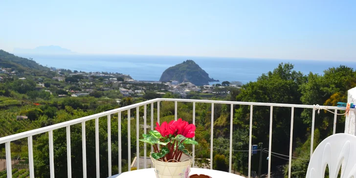 8 prosluněných dní na italském ostrově Ischia s polopenzí