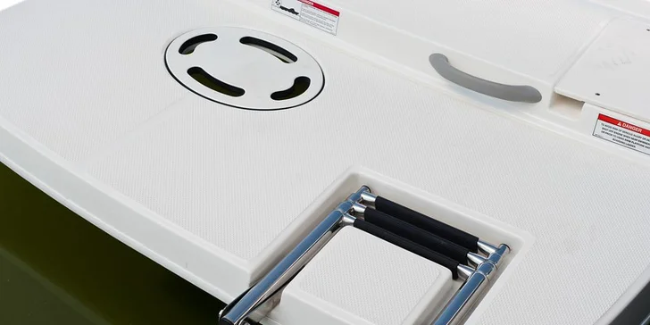 Plavba v luxusním člunu Bayliner 175 GT3 s kapitánem i bez až pro 6 osob