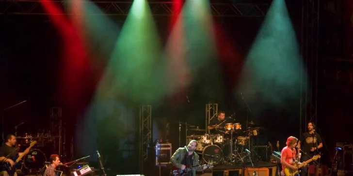 Koncert Čechomoru & IMT Smile v Zamilovaném hájku