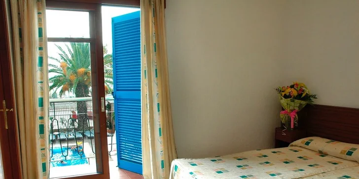 7 nocí ve Španělsku v hotelu kousek od pláže včetně dopravy a polopenze