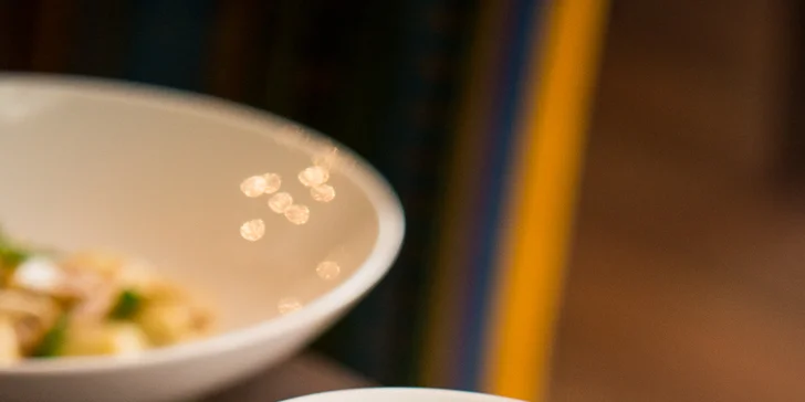 Špičkové 5chodové degustační menu s lahví Prosecca a vstupenky na LiStOVáNí