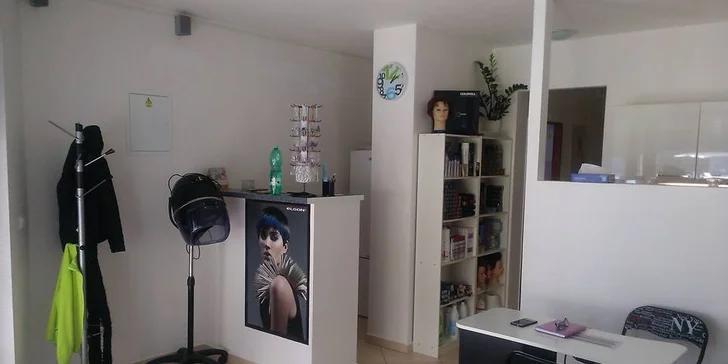 Mikropigmentace obočí (vláskování) nebo rtů včetně probarvení