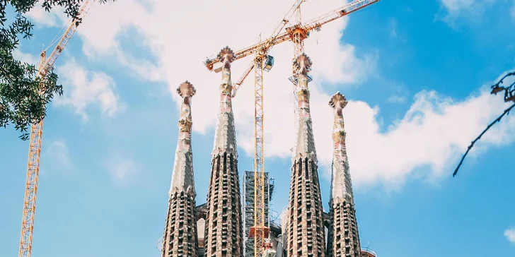 Obdivujte majstrovské dielo Antoniho Gaudího Sagrada Família