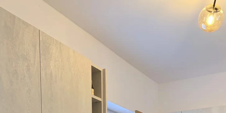 Každé ráno sa tešte na bohatý raňajkový kôš plný čerstvých dobrôt.