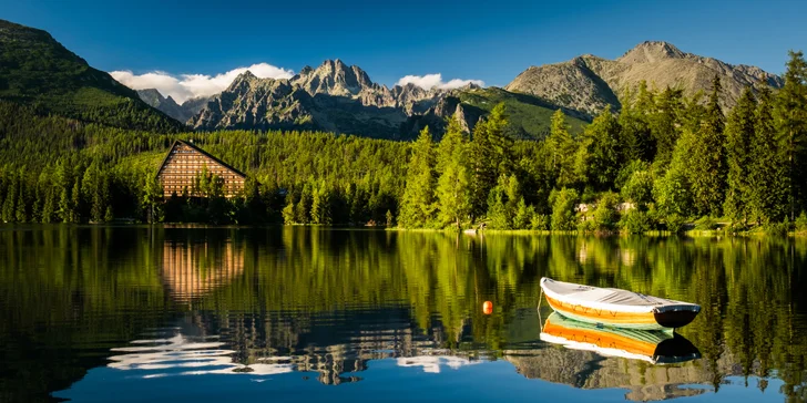V rámci voucheru máte také zapůjčení holí na nordic walking, určitě toho využijte a vyrazte na prima výlet. 