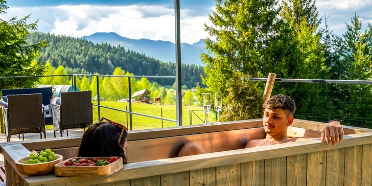 O relax sa postará vyhrievaná kúpacia kaďa pre dvoch.