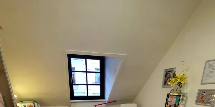 Objednejte se telefonicky nebo mailem.
