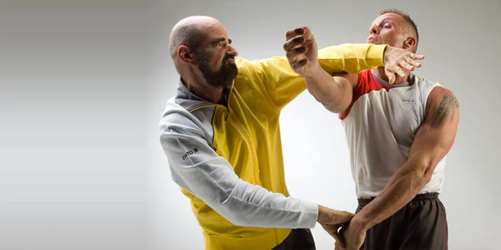 2 mesačný kurz sebaobrany Wing Tsun Kung Fu so zľavou 50%!