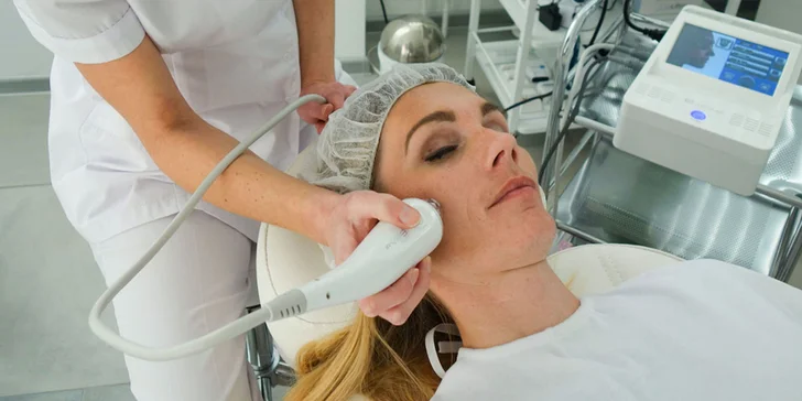 Mikroihličková rádiofrekvencia ELLISYS na rôzne časti tela