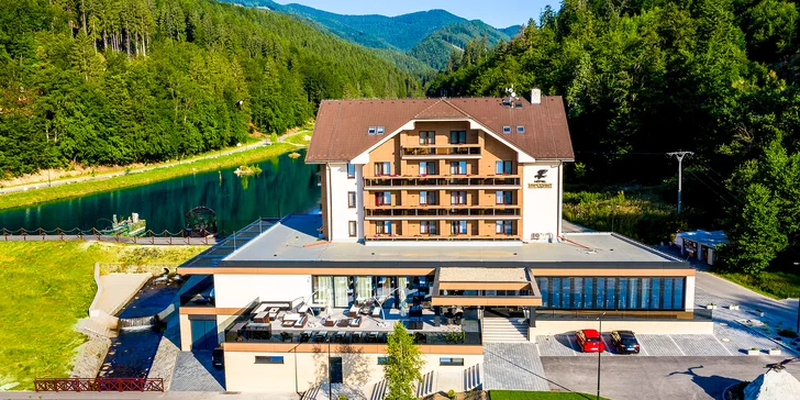 Dokonalý relax na Malé Fatře: 4* hotel s polopenzí nebo plnou penzí, bazény, wellness a množství aktivit
