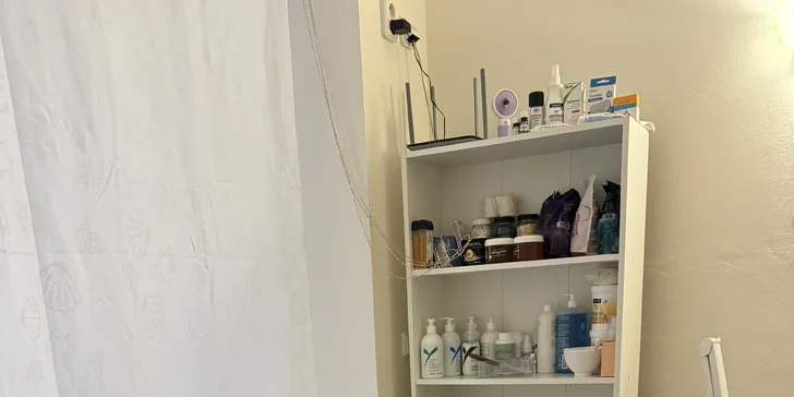  Výsledek přetrvá u obočí cca měsíc, u řas je to déle. 