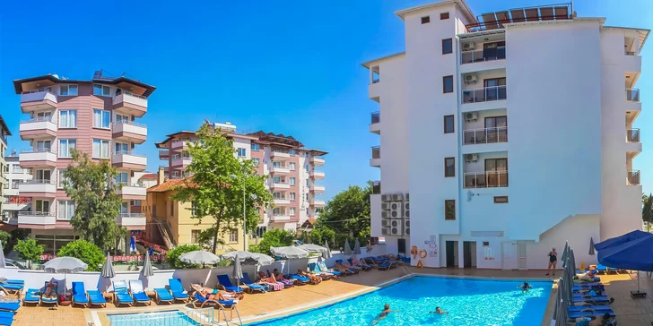 Hotel Eftalia Downtown*** leží v srdci oblíbeného letoviska a máte to z něj jen pár kroků k historickým památkám, vyhlášeným trhům i nočnímu životu.