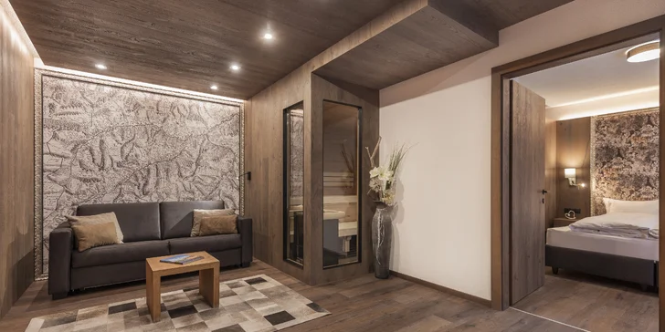 Na výber sú 2 rovnako veľké apartmány, jeden však disponuje vlastnou saunou.